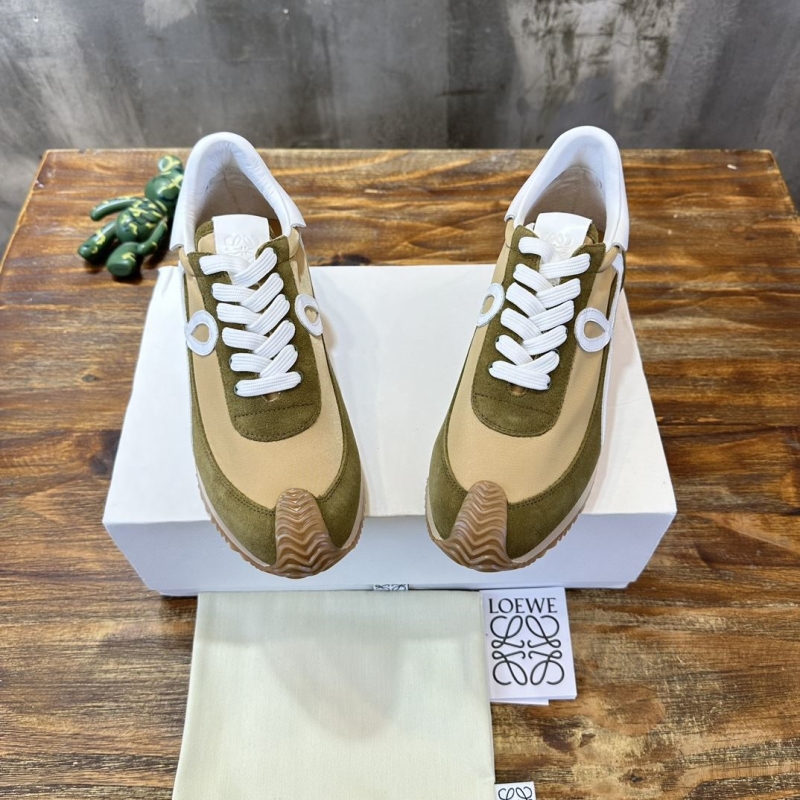 Loewe Sneakers